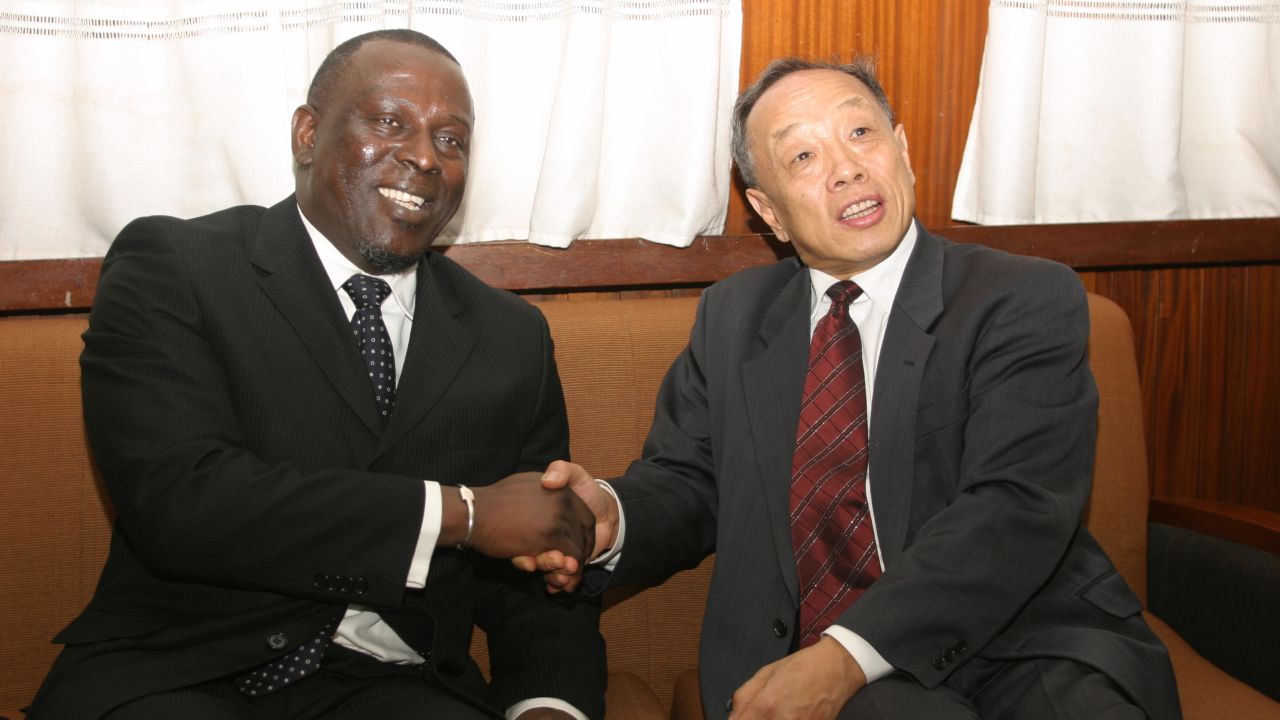 Li Zhaoxing, who was Chinese foreign minister between 2003 and 2007, with Cheikh Gadio in 2006 in Dakar.  