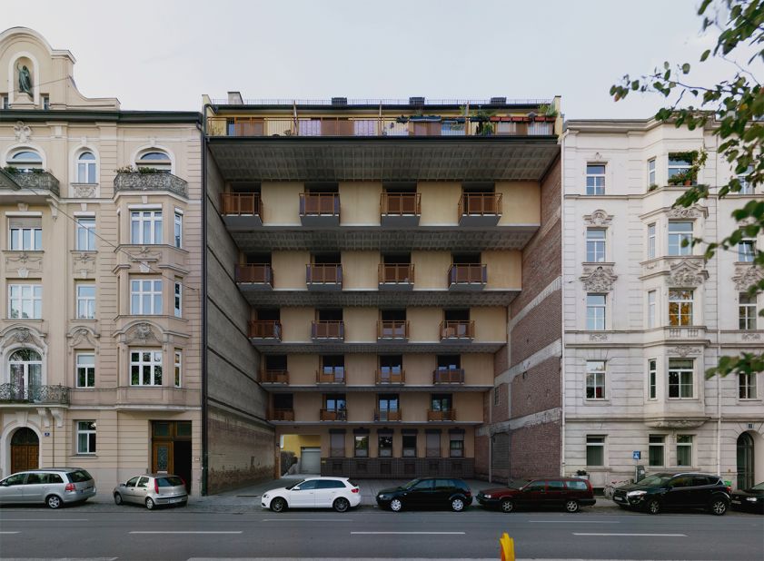 Enrich imagines an implausible apartment block wedged between two grand Munich buildings.