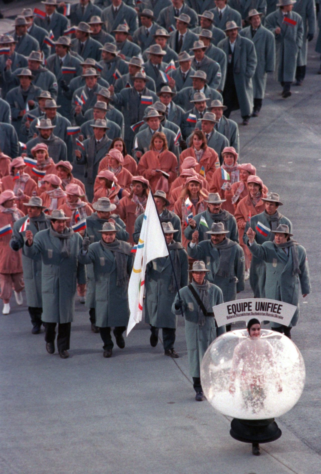 Athletes from the Unified Team participated in the opening ceremony of the XVIth Winter Olympic Games on February 8, 1992 in Albertville. The united team was created following the fall of the Berlin Wall in 1989 and the collapse of the Soviet Union and regroups five former Soviet republics (Belarus, Kazakhstan, Uzbekistan, Russia, Ukraine).