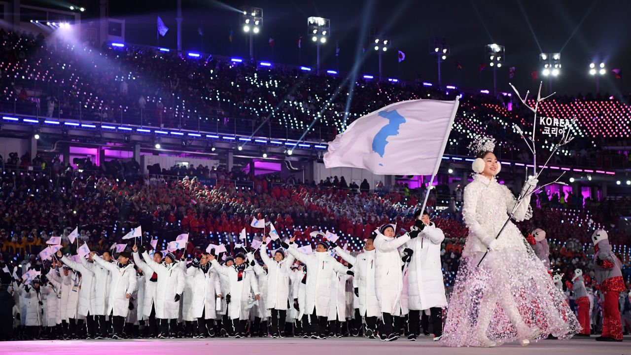 15 olympics unfurled 0209