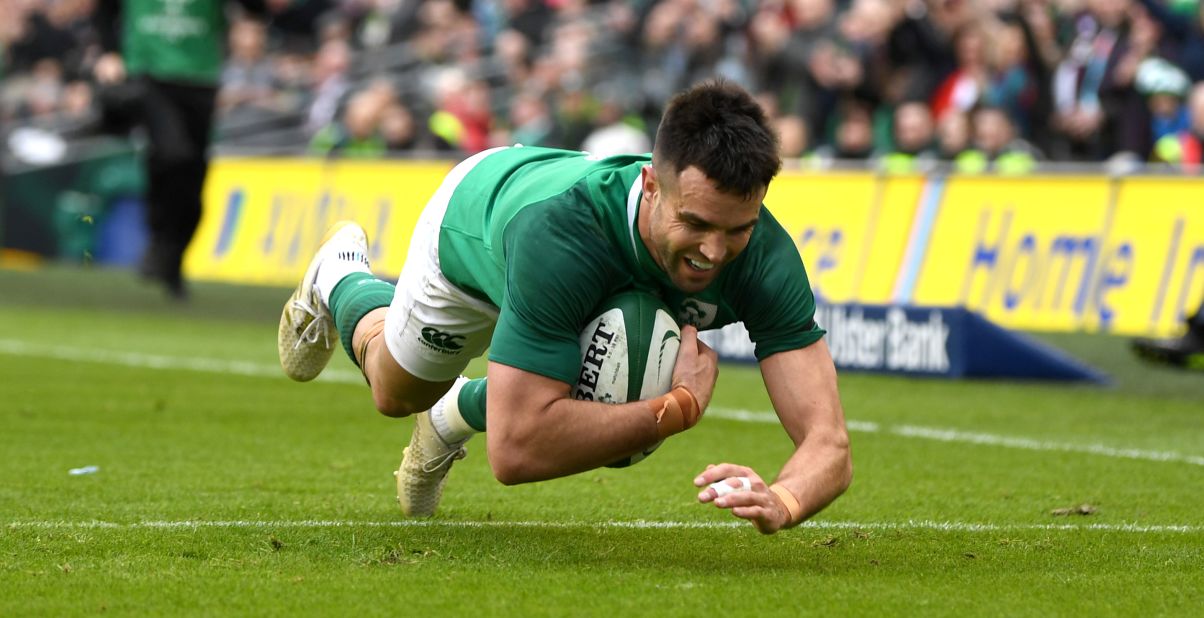 Ireland cruised past Italy 56-19 in Dublin, with Conor Murray (pictured) getting on the score sheet.