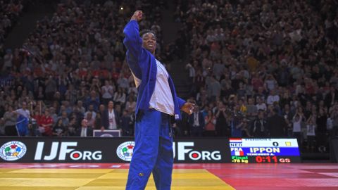 Audrey Tcheuméo also won gold on home soil, overcoming world No. 1 Guusje Steenhuis of Holland in the U78kg final.
