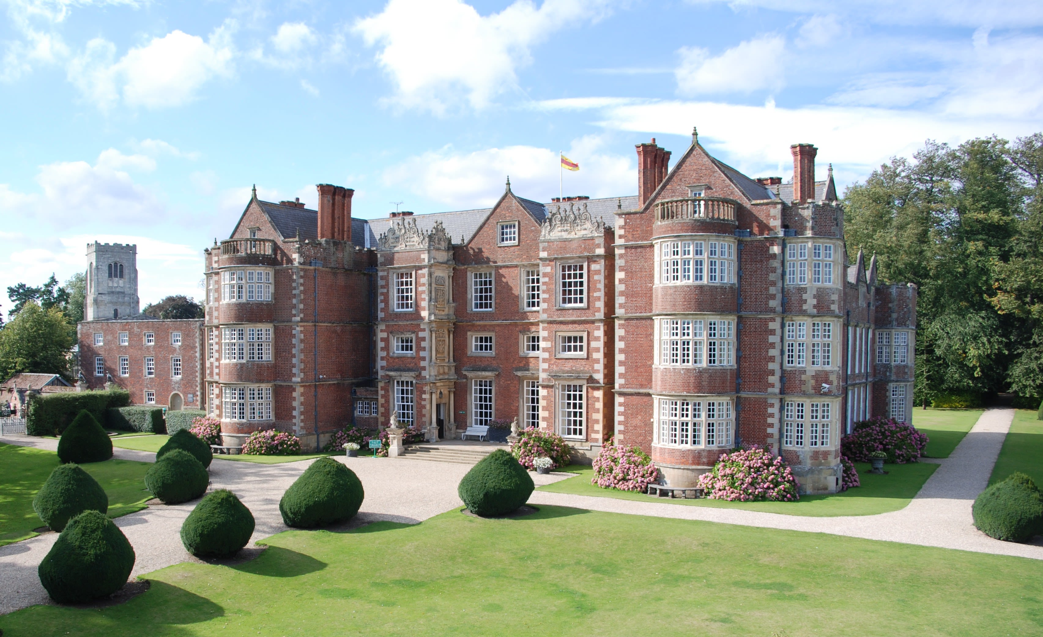 english manor style homes