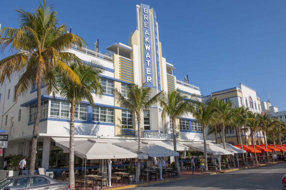 South Beach's colorful Art Deco facades are a prime attraction for visitors. The Breakwater Hotel, an Ascend Hotel Collection member, is a historic 99-room boutique hotel with a rotating art program and an aquarium-style pool.  