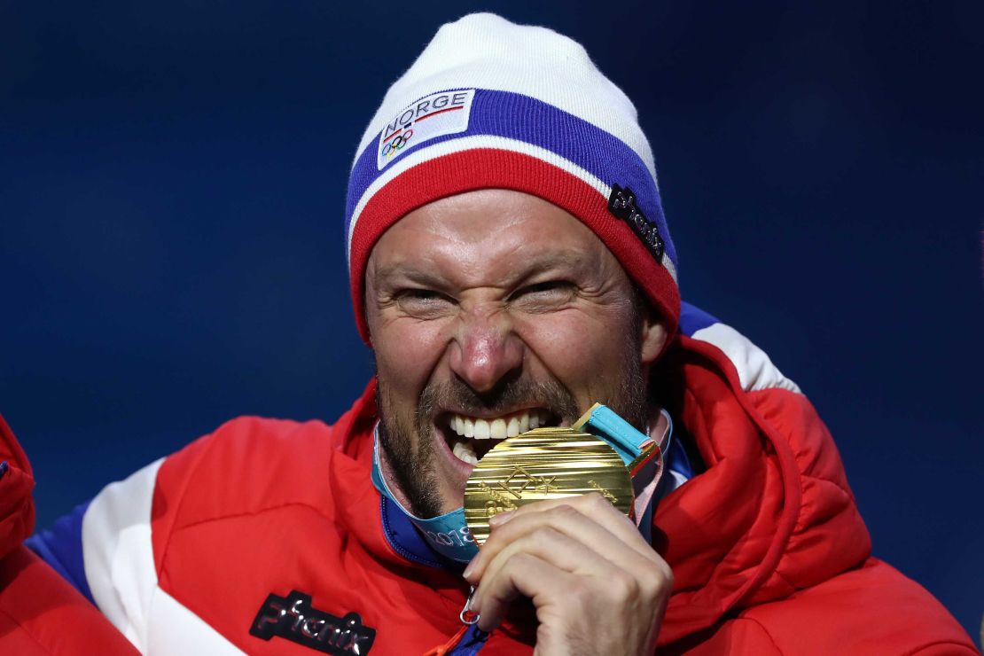 Aksel Lund Svindal claims gold at the downhill final