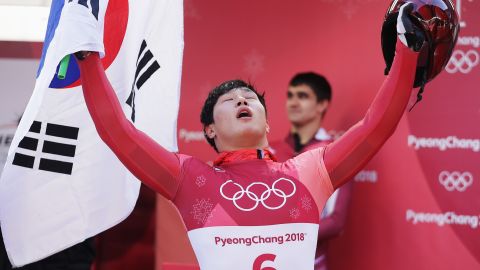 PYEONGCHANG-GUN, SOUTH KOREA - FEBRUARY 16: Sungbin Yun of Korea celebrates winning the Men's Skeleton at Olympic Sliding Centre on February 16, 2018 in Pyeongchang-gun, South Korea. (Photo by Richard Heathcote/Getty Images)
