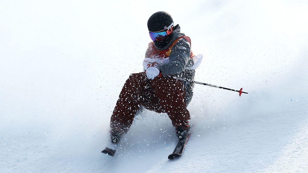 Gus Kenworthy of the United States crashes Men's Ski Slopestyle Final on February 18, 2018. 