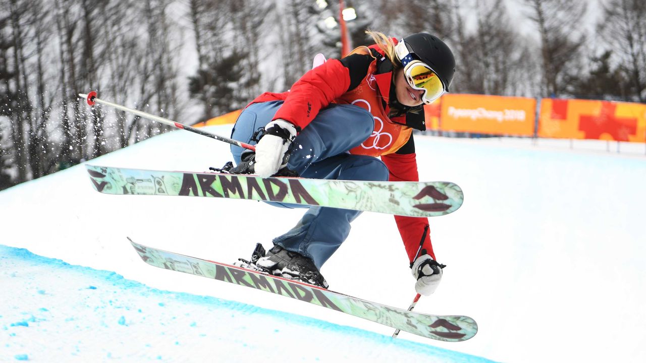 Elizabeth Swaney of Hungary competes during the halfpipe at PyeongChang 2018.