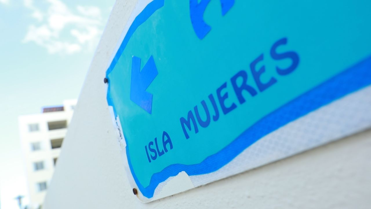 The majority of people get to Isla Mujeres via ferry.