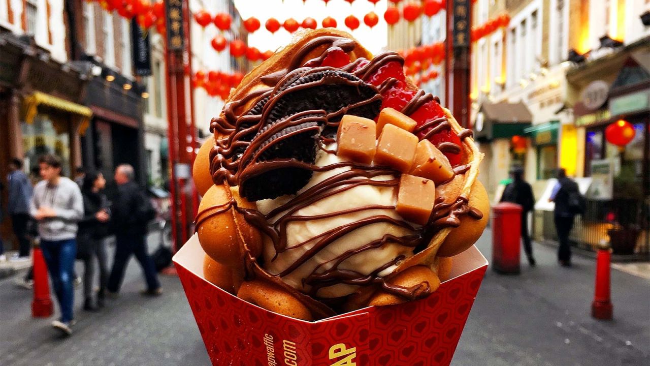 <strong>Bubblewrap: </strong>It might look like diabetes in a cone, but Bubblewrap's supercute Hong Kong egg waffles and friendly service means there's regularly a line down the block. 