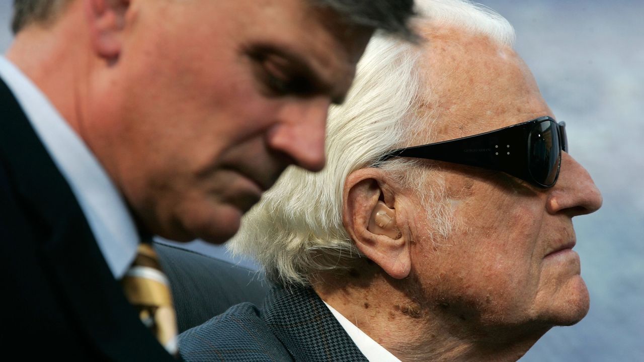 Graham and his son Franklin attend the Metro Maryland Festival in 2006. The three-day program was led by Franklin.