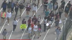 School walk out Florida students_00003906.jpg