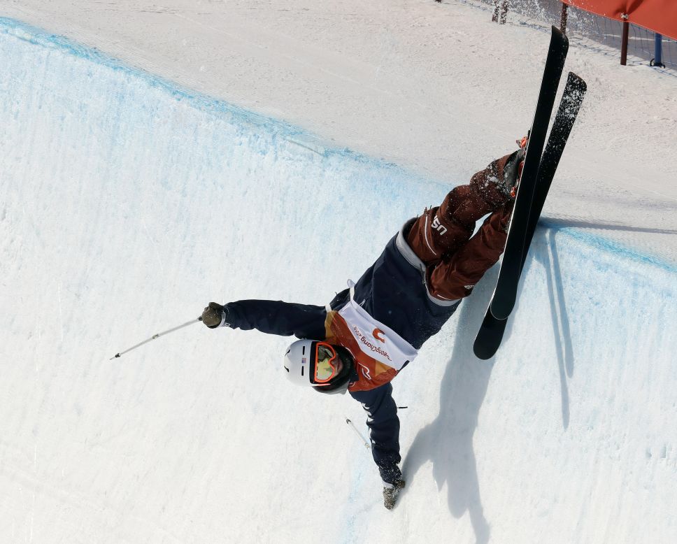 US skier Aaron Blunck crashes in the halfpipe event.