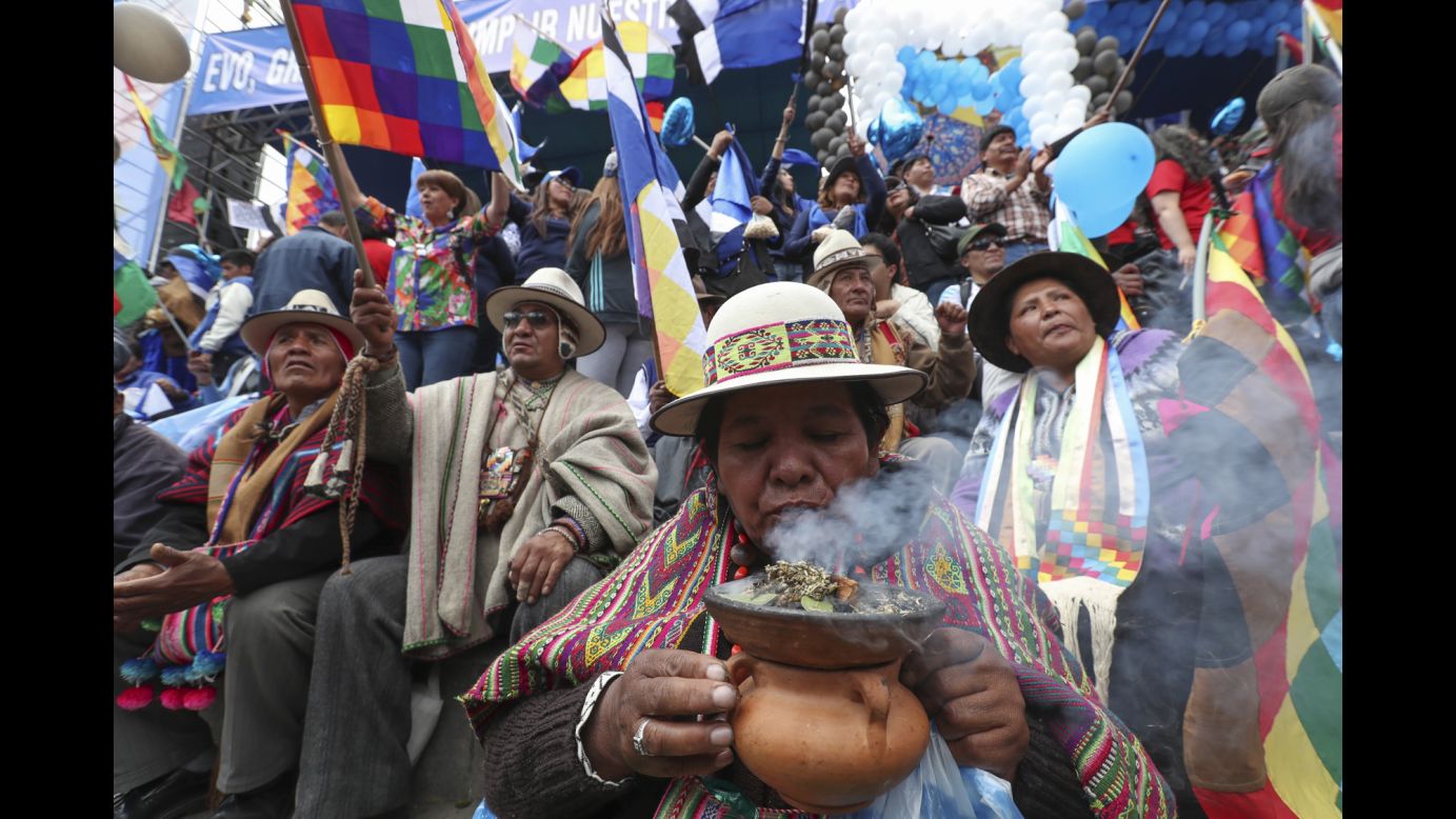 Aymara indigenous people rally in favor of Bolivian President Evo Morales' candidacy for the next election, on Wednesday, February 21.