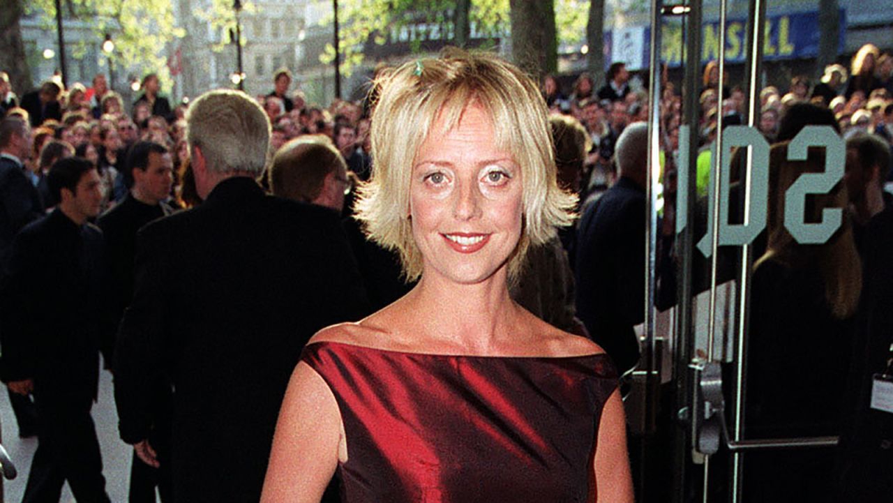 British actress <a href="https://www.cnn.com/2018/02/25/entertainment/actress-emma-chambers-dies/index.html" target="_blank">Emma Chambers</a>, who starred alongside Hugh Grant and Julia Roberts in the 1999 movie "Notting Hill," died on February 21, according to her agent. She was 53 years old.