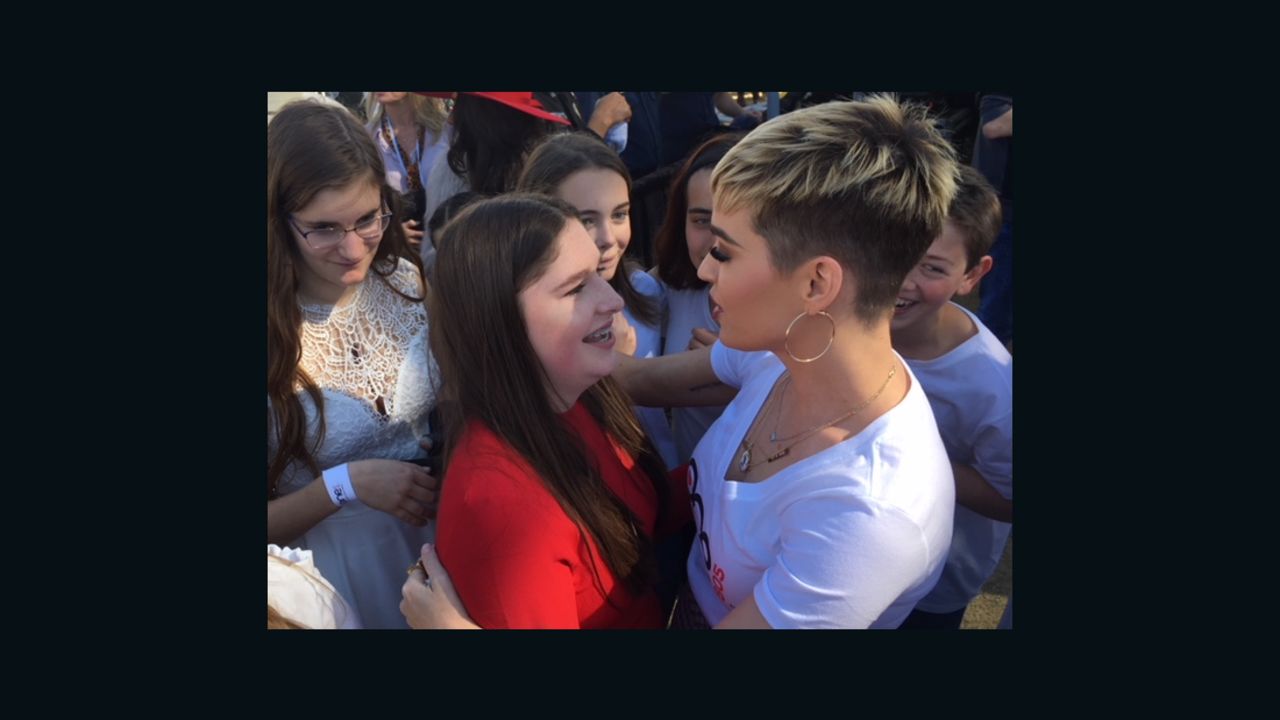 Lauren Cantin (L) with Katy Perry