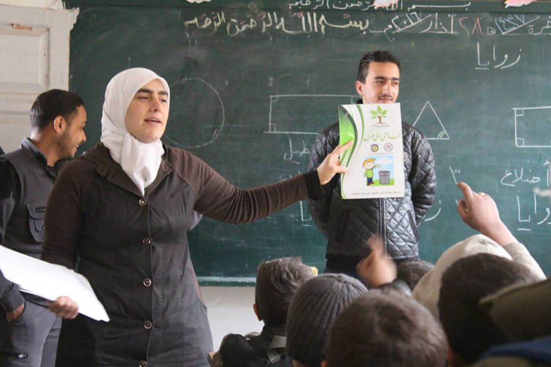 Bayan Rehan teaches kids about urban sanitation and public health