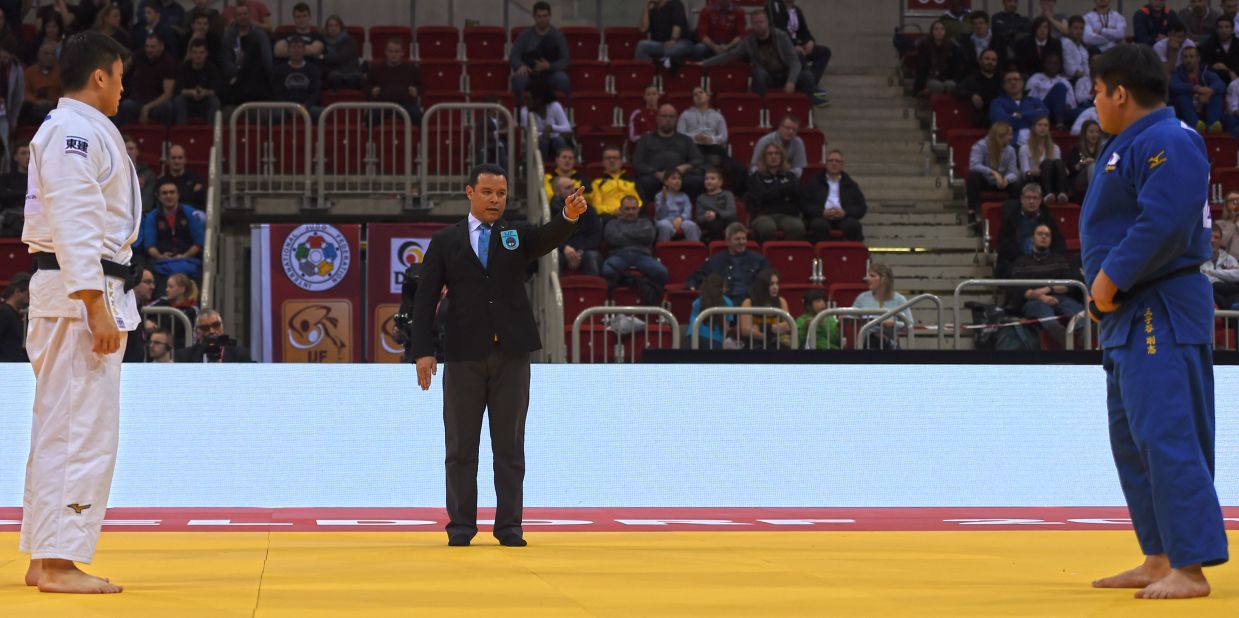"It is against the spirit of judo to turn up and not fight," explained Sheldon Franco-Rooks, official commentator of the IJF. "There will be no gold medal awarded in this contest; they'll both get silver. They've both been disqualified. If you haven't come here to fight, off you go. That's it."<br />