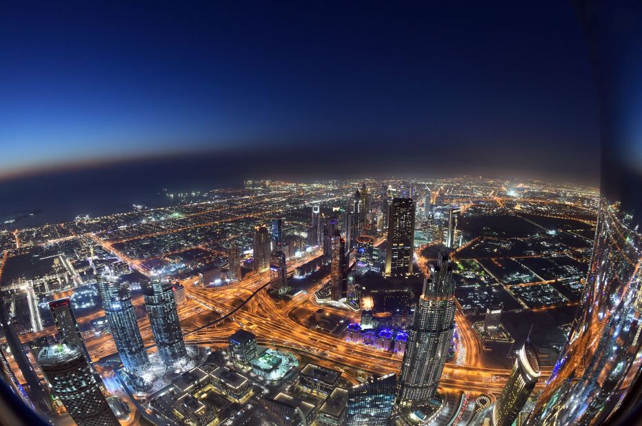 931px x 618px - Dubai's Burj Khalifa: A look inside the world's tallest building | CNN