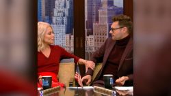 title: LIVE with Kelly and Ryan on Instagram: "Tune in to our After Oscar Show on March 5th! #kellyandryan" duration: 00:00:00 site: Instagram author: null published: Wed Dec 31 1969 19:00:00 GMT-0500 (Eastern Standard Time) intervention: no description: null