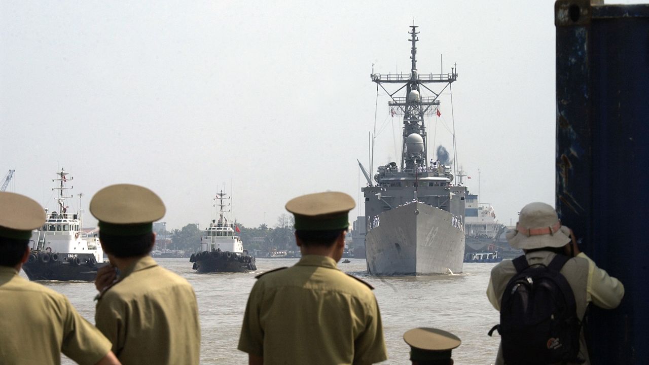 The frigate USS Vandegrift arrives November 19, 2003, in Ho Chi Minh City, Vietnam. The visit marked the first US Navy ship visit to Vietnam in 30 years, since 1973.