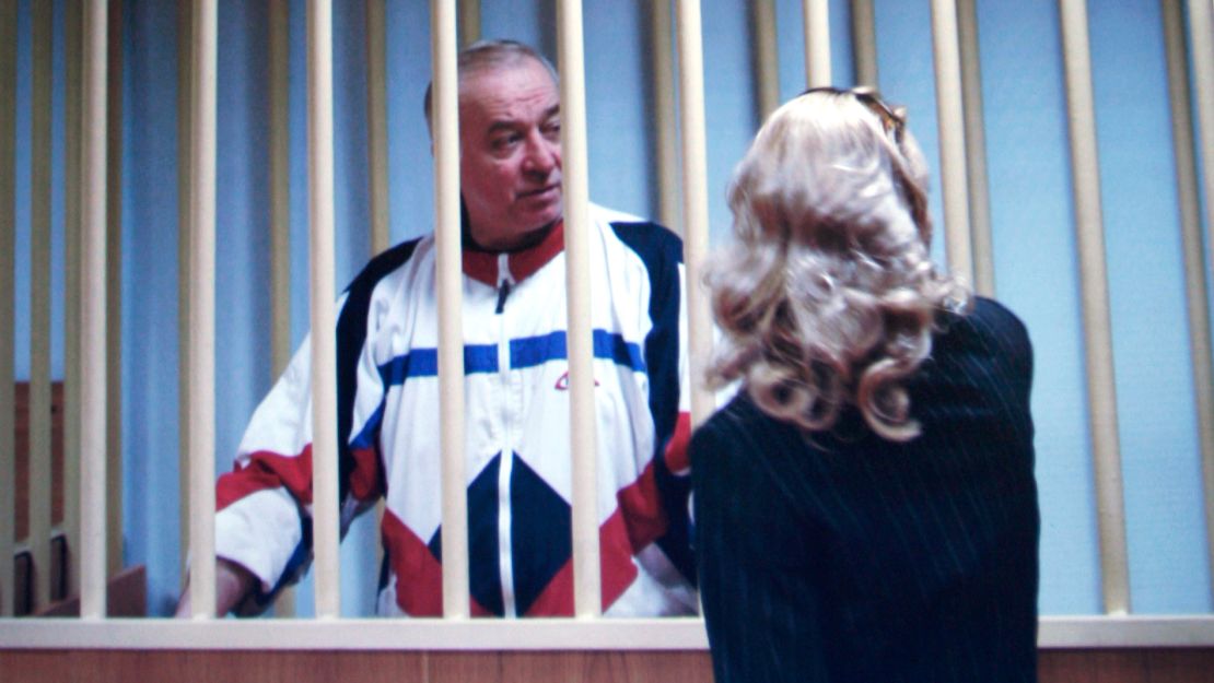 Sergei Skripal pictured in a Moscow courtroom in 2006. 