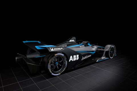 The new car will have twice the energy storage of the current car, doubling its range. It means the end of the mid-race car swap that has been a fixture of Formula E since its debut in 2014.