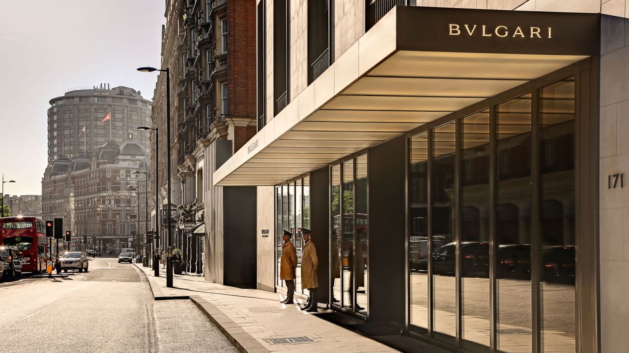 <strong>Bulgari: </strong>The grandeur of the building echoes the splendor of the renowned Italian jeweler and silversmith, while its interiors, designed by Antonio Citterio Patricia Viel and Partners, are contemporary and yet still reflective of London.