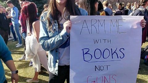 UC Boulder walkout sign