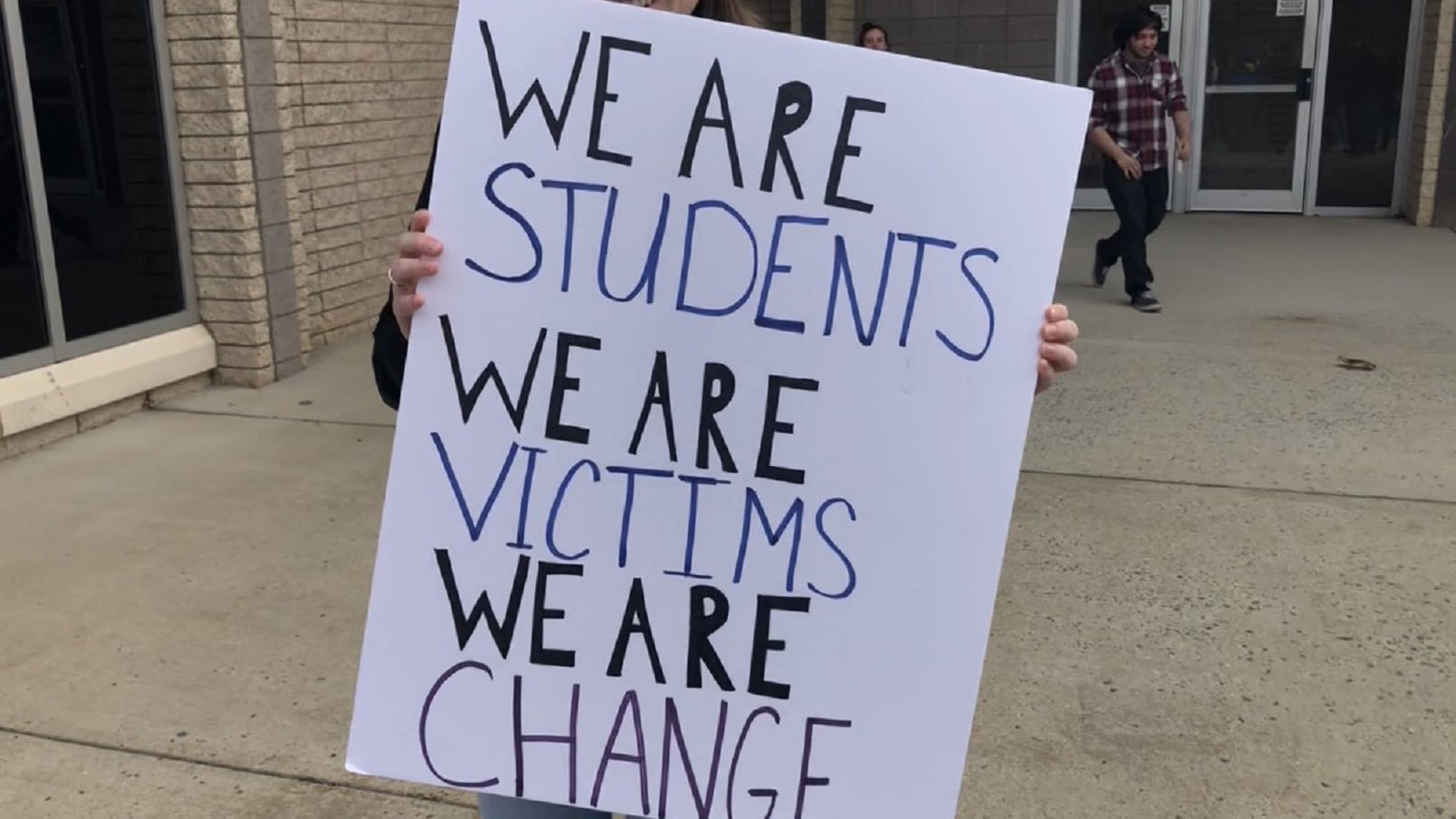 Was a Student Suspended for Staying in Class During National Walkout Day?