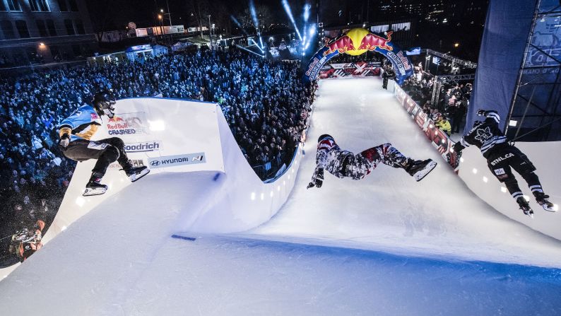 Crashed Ice is a single elimination bracket-style race, with the two fastest riders going on to the next round.   