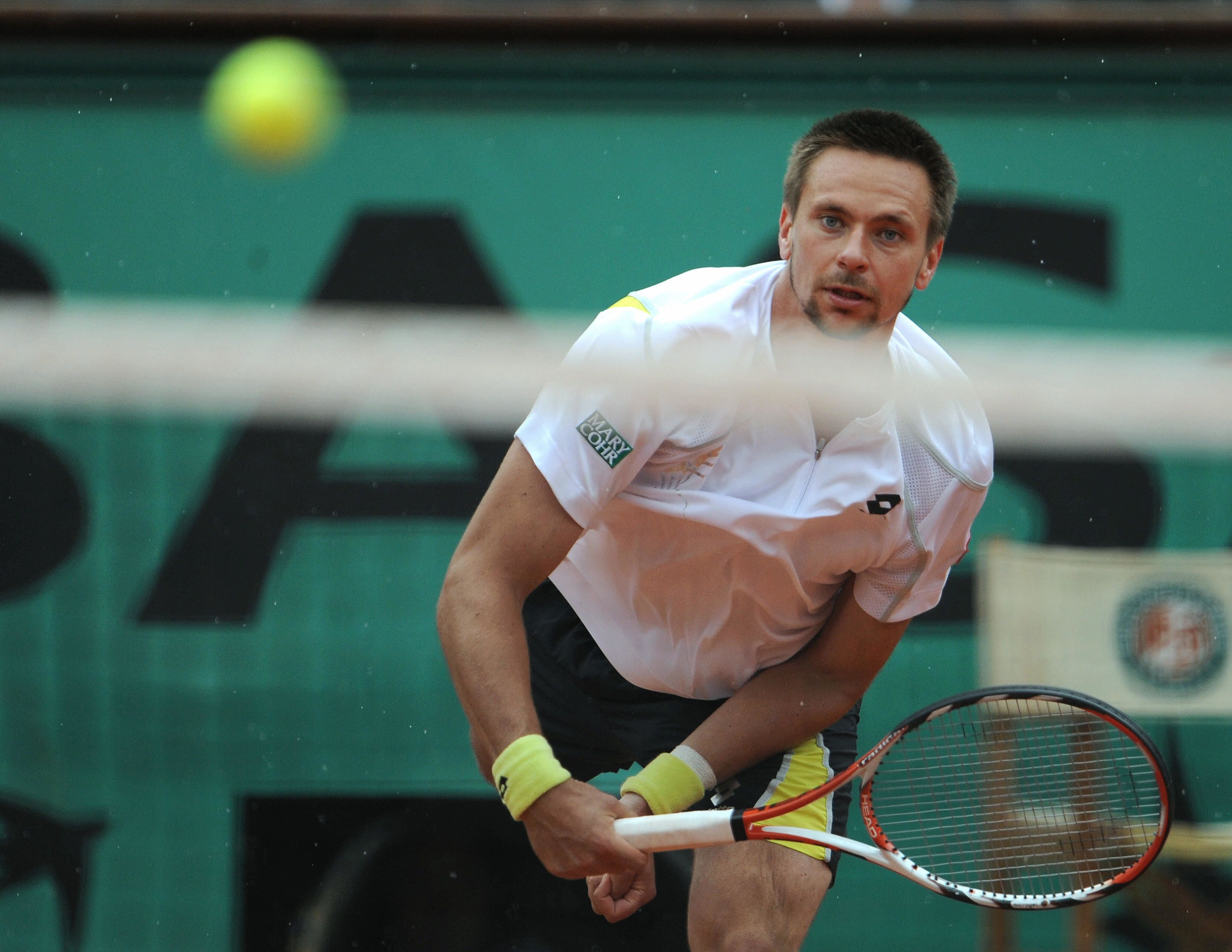 Soderling in the finale. Federer swept through the first set and once he won the second in a tiebreak, the Swiss wouldn't be denied. 