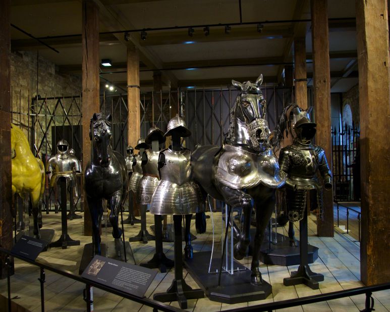 <strong>Historic exhibits: </strong>Today, the White Tower showcases historic arms and armor as part of the Line of Kings exhibition. This exhibit has been a feature of the Tower since the 17th century.