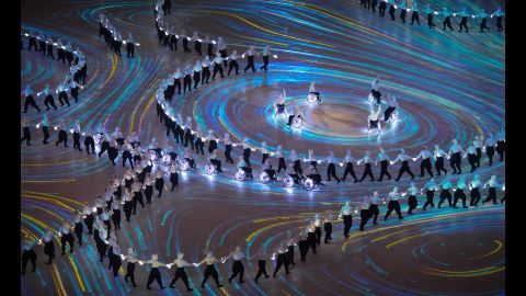 Performers take part in the opening ceremony of the Winter Paralympic Games on Friday, March 9. The Paralympics are taking place in Pyeongchang, South Korea. <a href="http://www.cnn.com/2018/03/08/world/gallery/week-in-photos-0309/index.html" target="_blank">See last week in 26 photos</a>