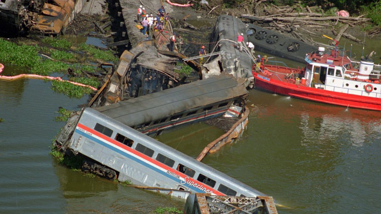 02 deadliest bridge collapse big bayou canot