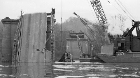 03 deadliest bridge collapse silver bridge 1967 RESTRICTED