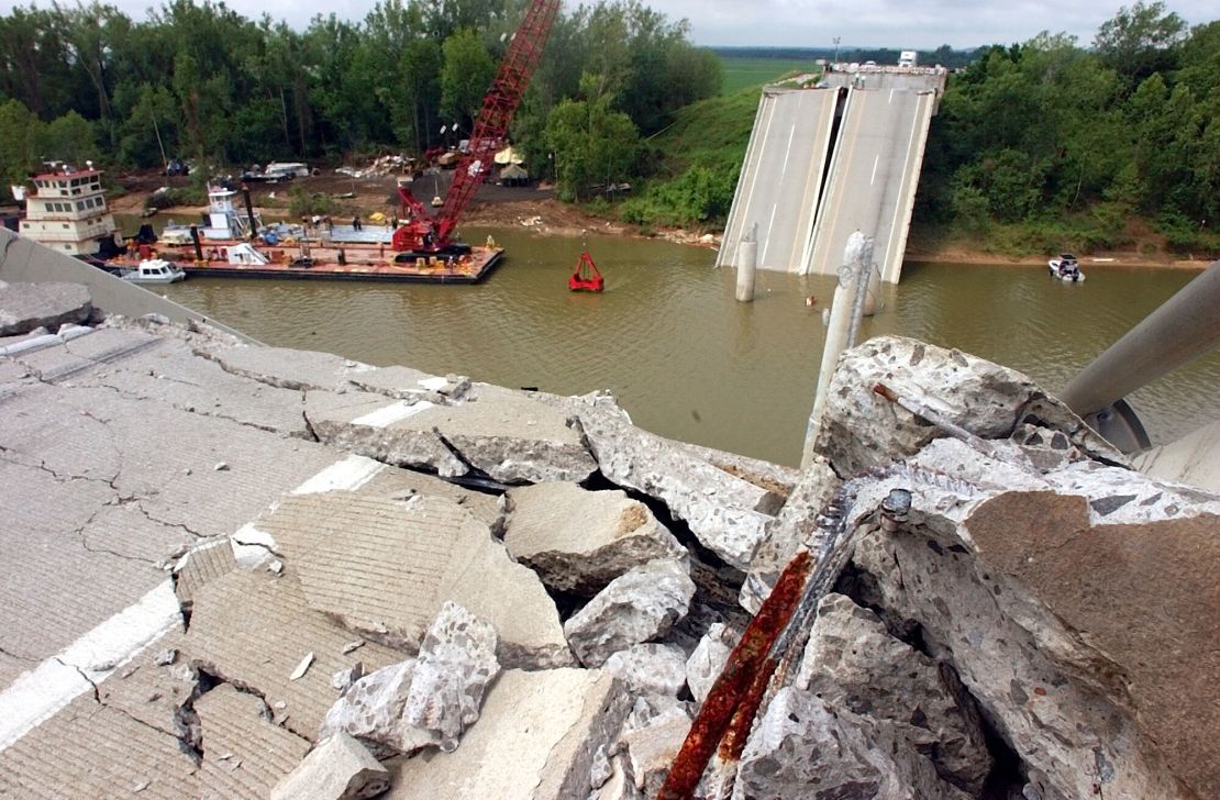 06 deadliest bridge collapse oklahoma 2002