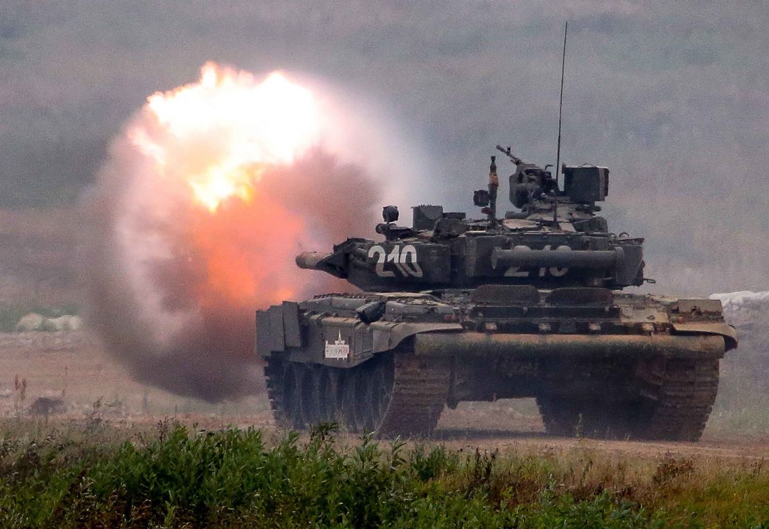 A T-80 battle tank during a fire demonstration at the Patriot military park outside Moscow.