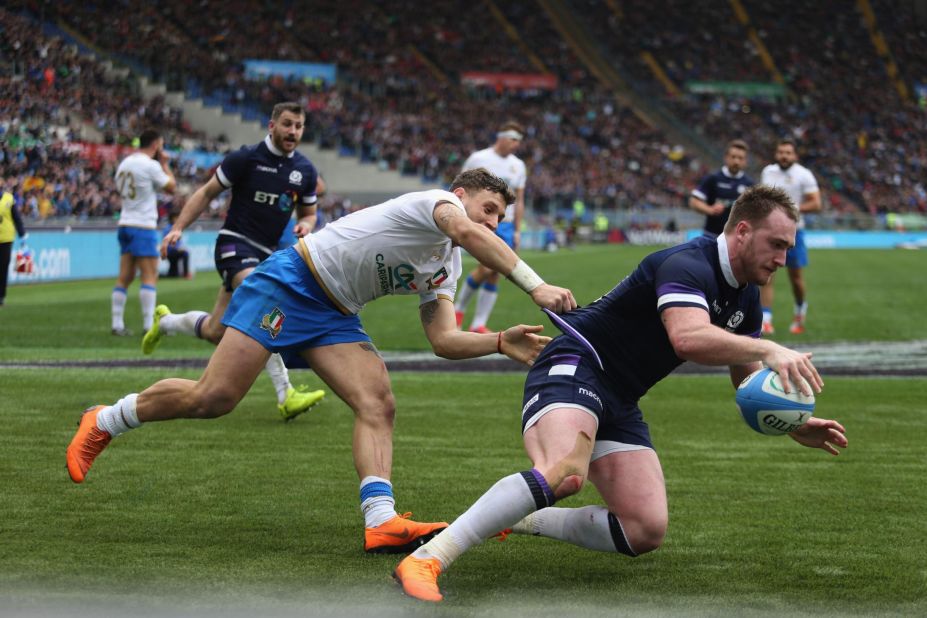 Stuart Hogg put the visitors ahead late in the game, but it required Laidlaw's boot in the dying moments to secure the win.