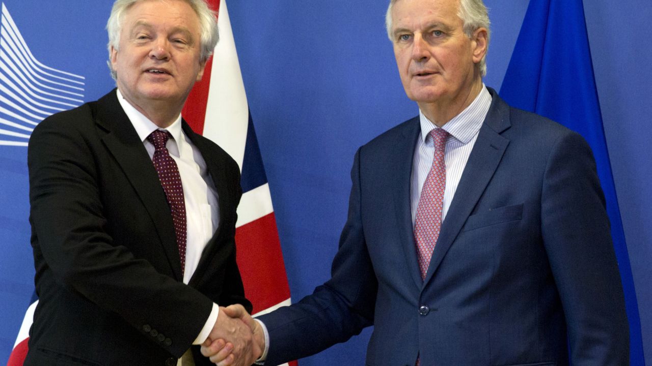 European Union chief Brexit negotiator Michel Barnier, right, and British Secretary of State for Exiting the European Union David Davis.