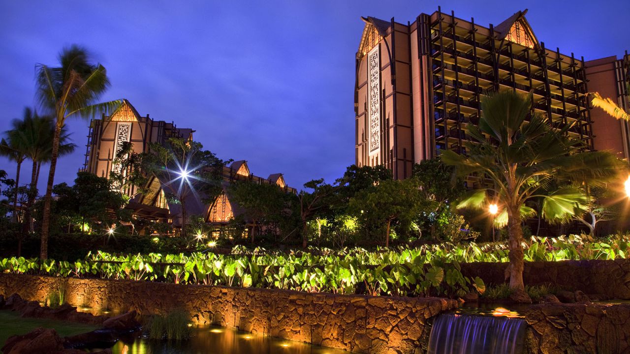 <strong>Eat up, study up:</strong> A patch of taro, a staple of the native Hawaiian diet, grows outside Aulani.