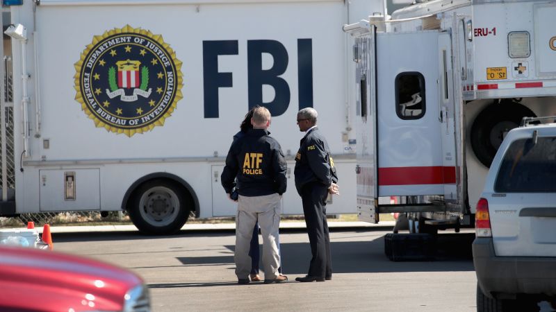 Fbi Arrests Man For Allegedly Showing Undercover Agents How To Make A Bomb Cnn Politics