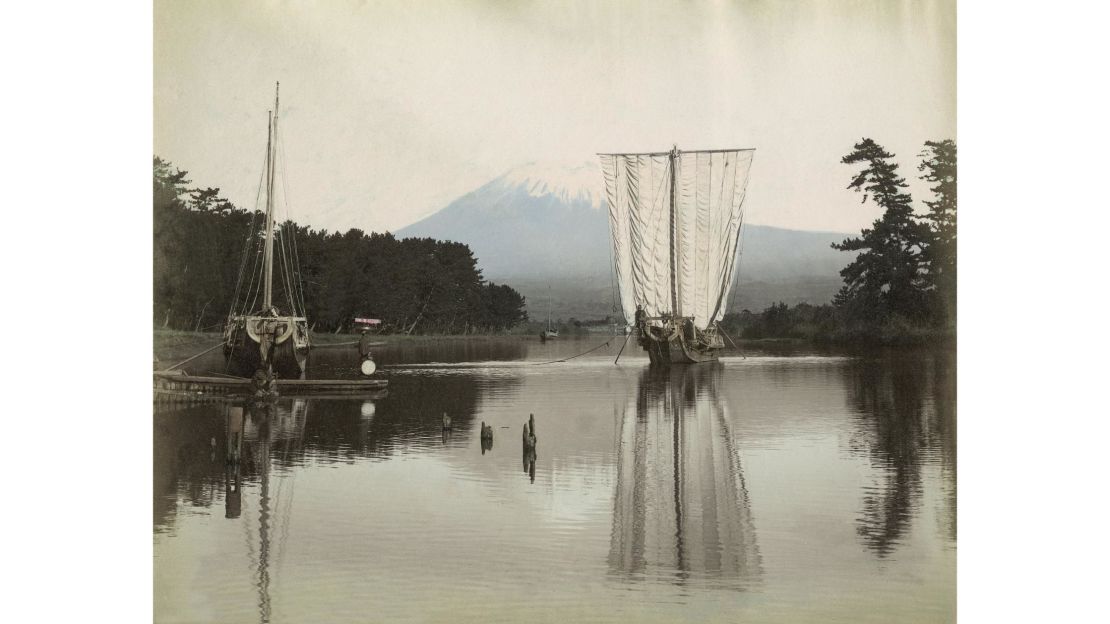 In the bay of Suruga, with Mount Fuji in the background, Japan