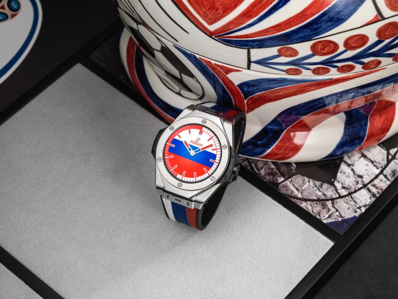Targeted at soccer fans, the Hublot Big Bang Referee 2018 FIFA World Cup Russia smartwatch is limited to 2,018 pieces.<br />