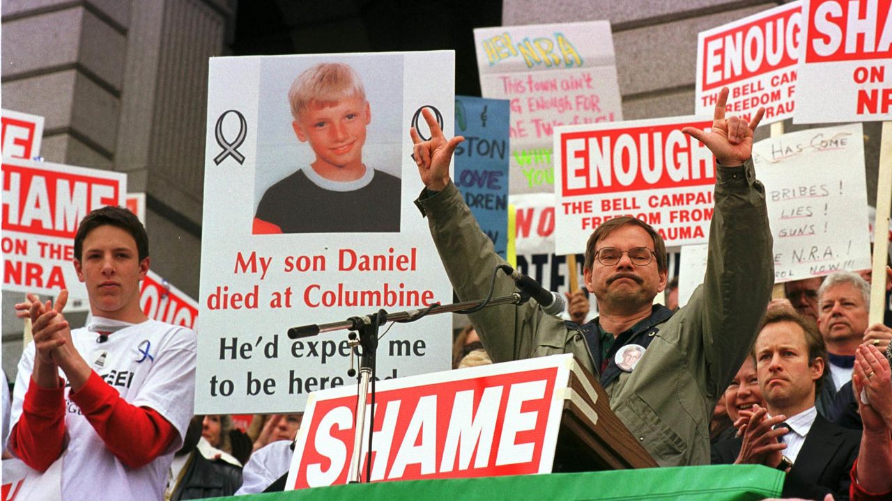Tom Mauser addressed thousands of protesters less than two weeks after his son died.