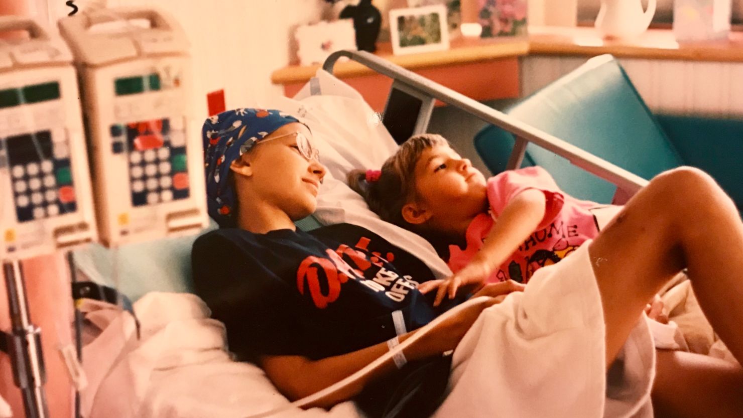 Jennifer Pratt, with her little sister, was 11 years old when she was diagnosed with osteosarcoma. 