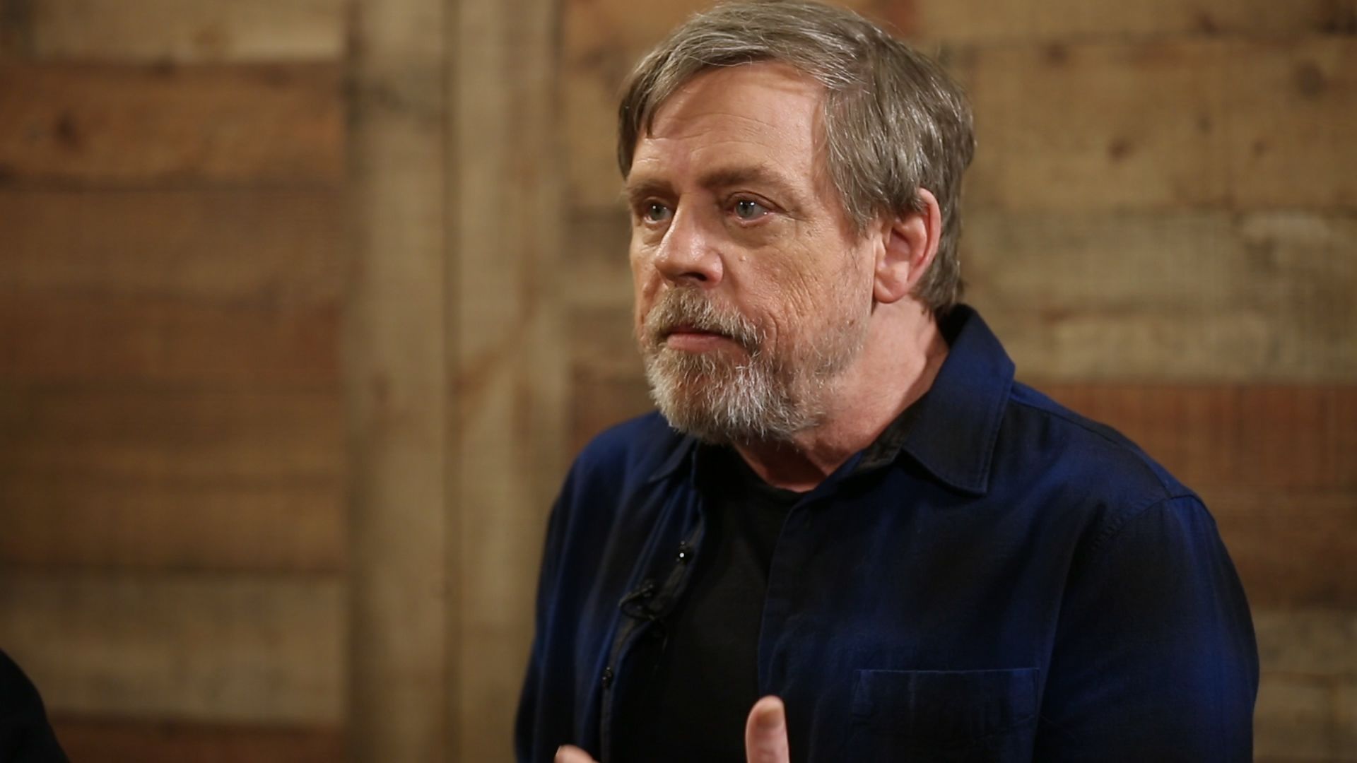 Mark Hamill calls for limits on de-aging, calls for age-appropriate Luke  Skywalker casting - Entertainment News