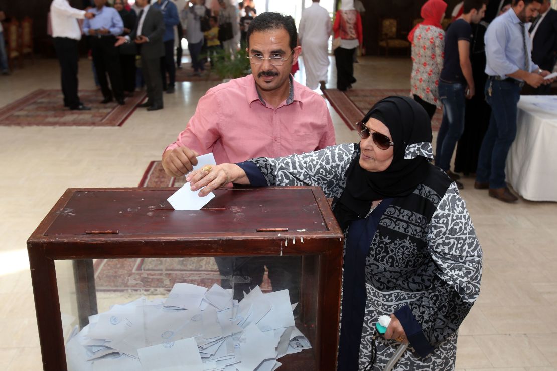 Egyptian expatriates living in Oman cast their ballot early for the election in Muscat, on March 16, 2018.