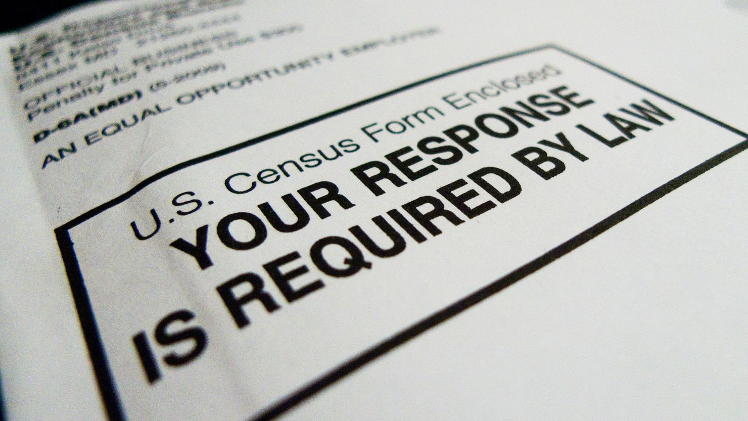 The official US Census form pictured on March 18, 2010 in Washington, DC. AFP PHOTO / Paul J. RICHARDS 