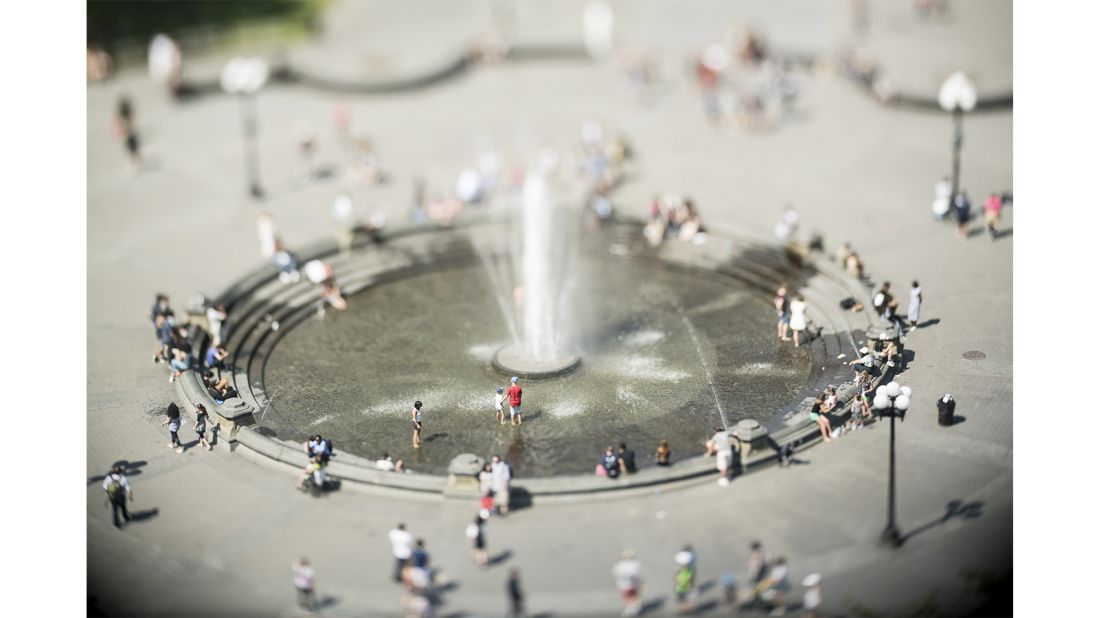 Miniature Reality Photos: Different Cities Around the World Captured Tilt- Shift Style
